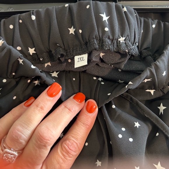 Skirt with the Stars 🌟 - Picture 4 of 5